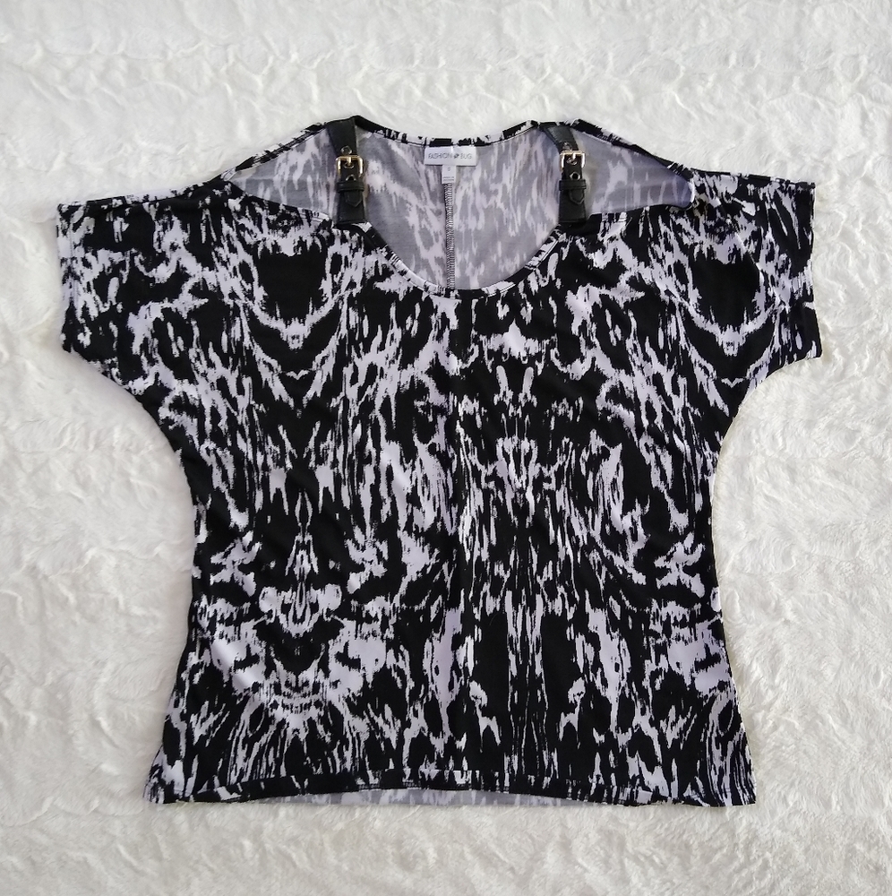 Fashion Bug Black & White Abstract Top